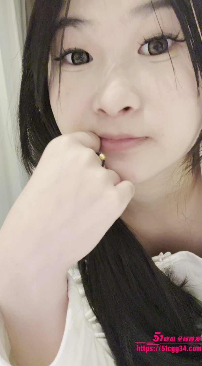 苏州顶级人妻 薇薇 出轨约炮自拍 婴儿肥少妇口交技术赶超女优 露出美乳揉搓玩弄彰显淫荡本质 1 苏州顶级人妻 薇薇 出轨约炮自拍 婴儿肥少妇口交技术赶超女优 露出美乳揉搓玩弄彰显淫荡本质 1