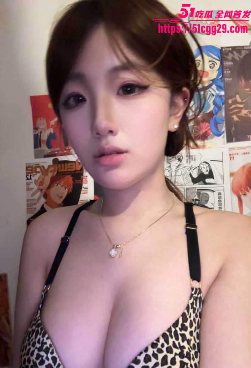 大奶美少女忧郁是我的主旋律付费福利视频流出2拷贝 大奶美少女忧郁是我的主旋律付费福利视频流出2拷贝