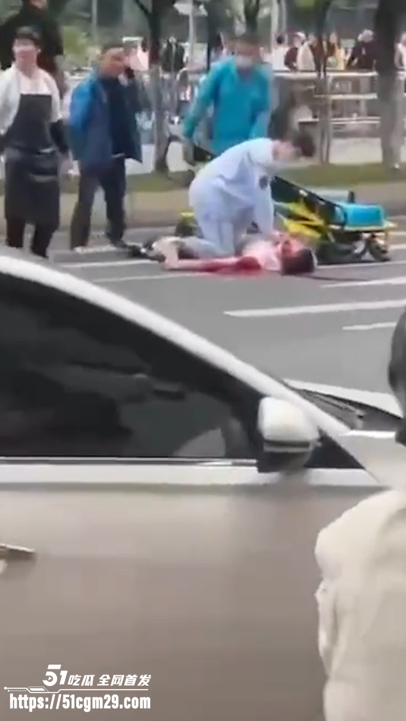 成都天府 轿车无差别撞人事件 6 成都天府 轿车无差别撞人事件 6
