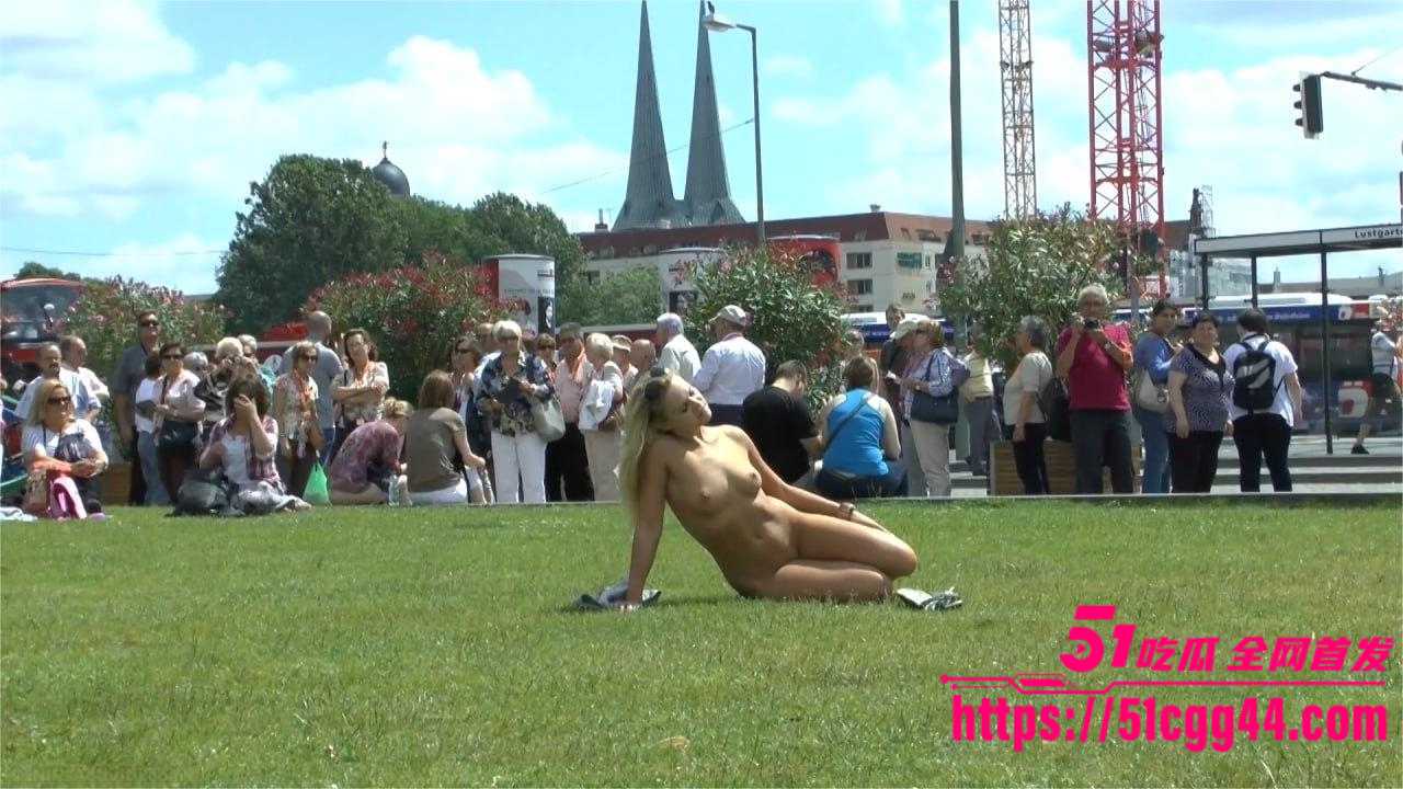 欧美成人厂牌NIP Activity全裸露出合集 4 欧美成人厂牌NIP Activity全裸露出合集 4