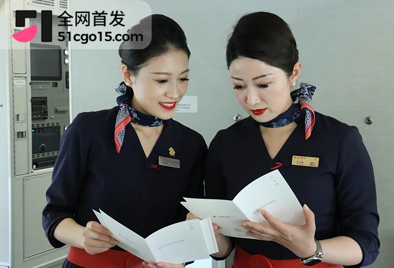 东航客舱劳模刘仕英性爱视频曝光 2 拷贝 东航客舱劳模刘仕英性爱视频曝光 2 拷贝
