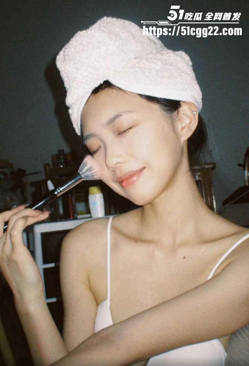 兄妹乱伦聊天记录及视频曝光 3 拷贝 兄妹乱伦聊天记录及视频曝光 3 拷贝