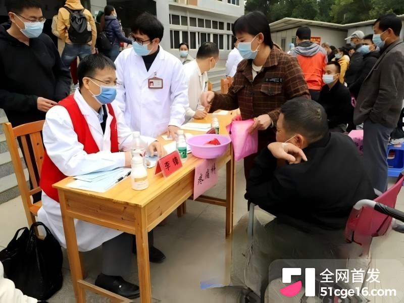 广西三甲医院主任 李锋 被曝猥亵女患者5 广西三甲医院主任 李锋 被曝猥亵女患者5