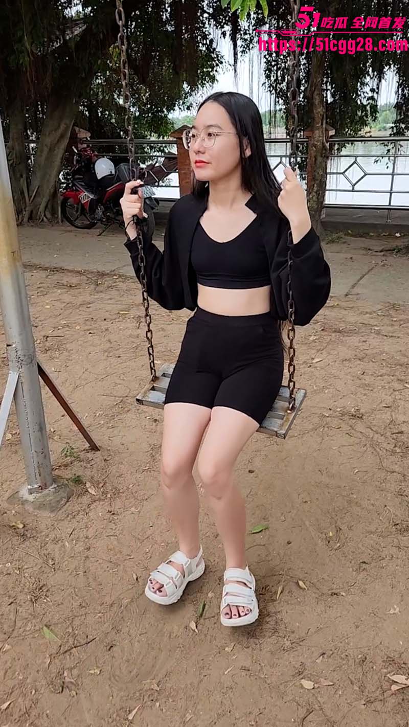 2 2