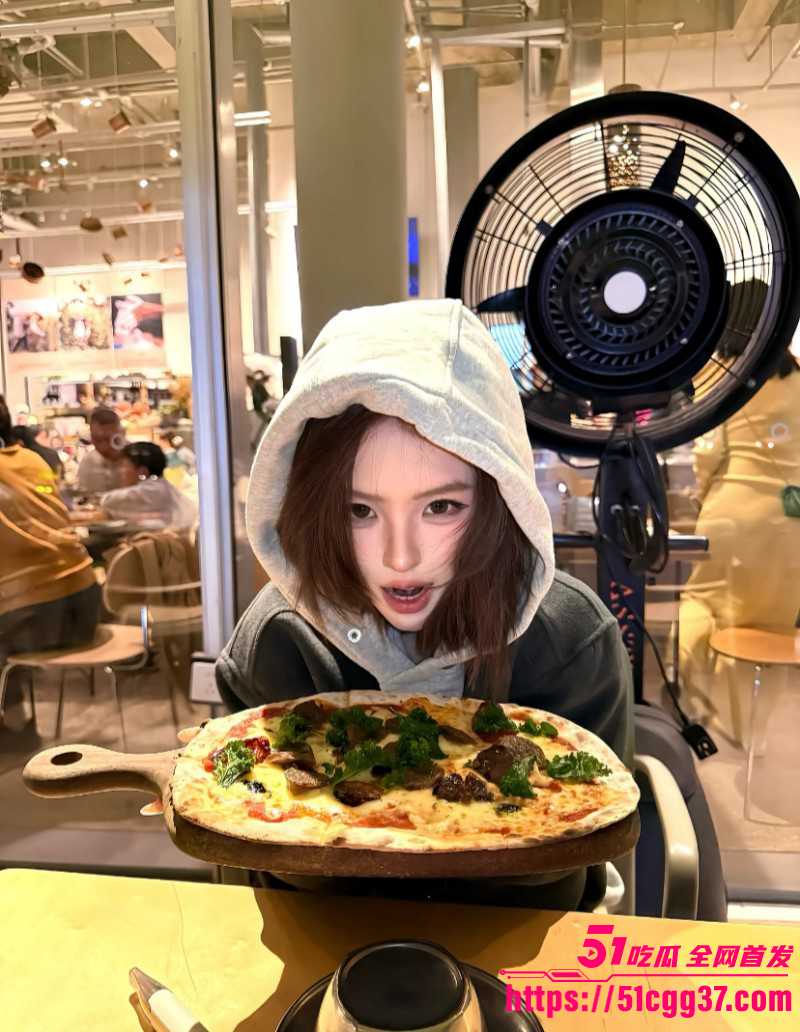 抖音女网红张艺凡出轨事件08 抖音女网红张艺凡出轨事件08