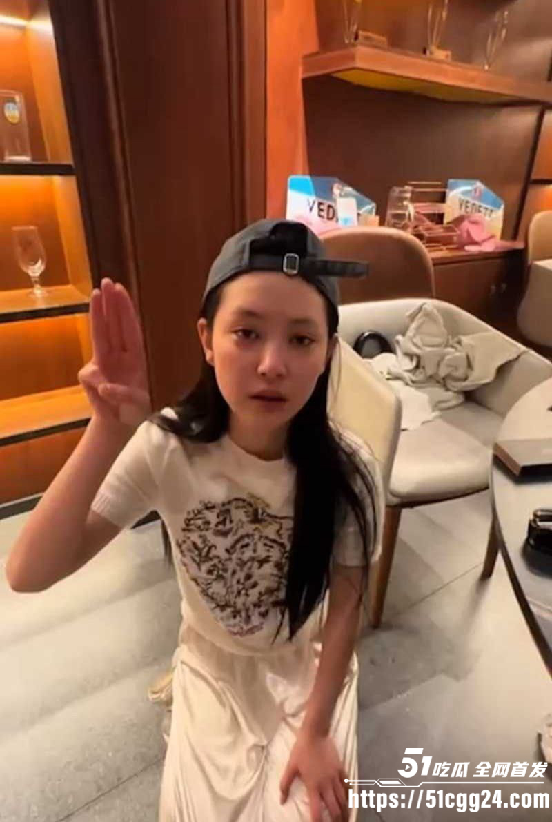 山东王晓迪出轨跪地发毒誓事件03 山东王晓迪出轨跪地发毒誓事件03