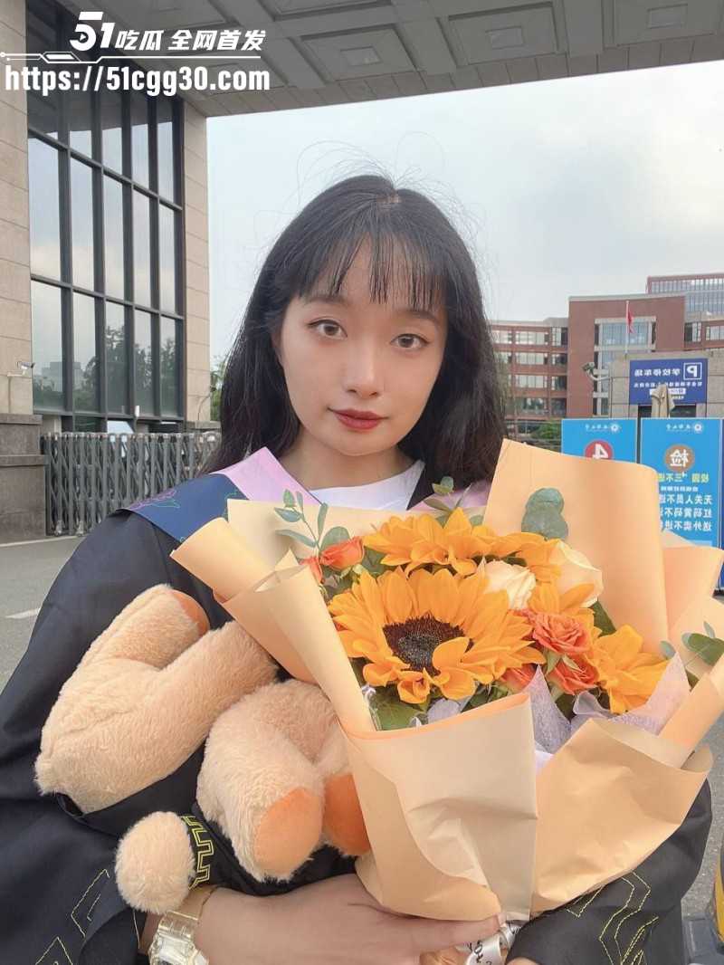 四川资中小学教师彭麒融不雅视频第二弹04 四川资中小学教师彭麒融不雅视频第二弹04