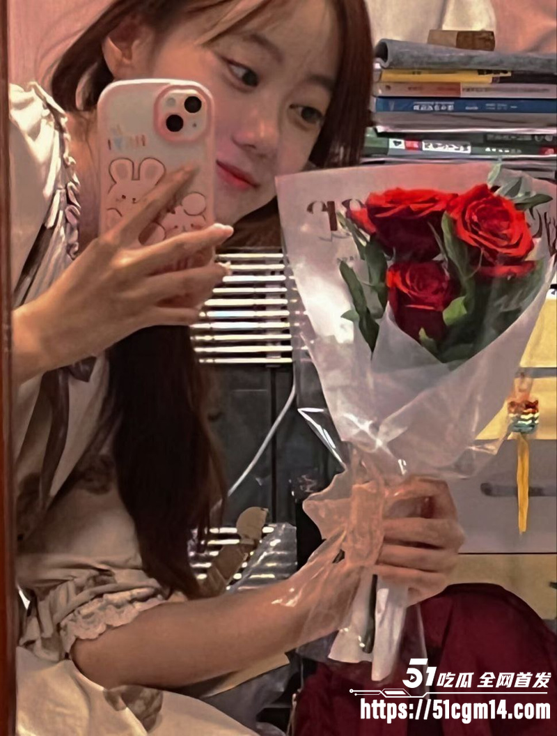 上海白嫩女大 张丽 性爱私拍 1 上海白嫩女大 张丽 性爱私拍 1
