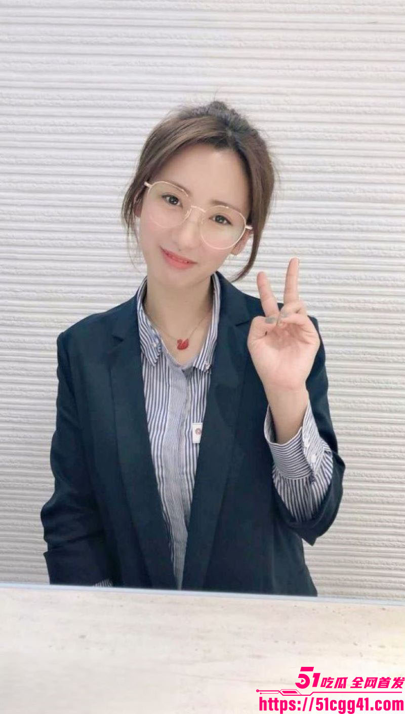 超美清纯G奶女神店员洗澡视频流出 2 超美清纯G奶女神店员洗澡视频流出 2