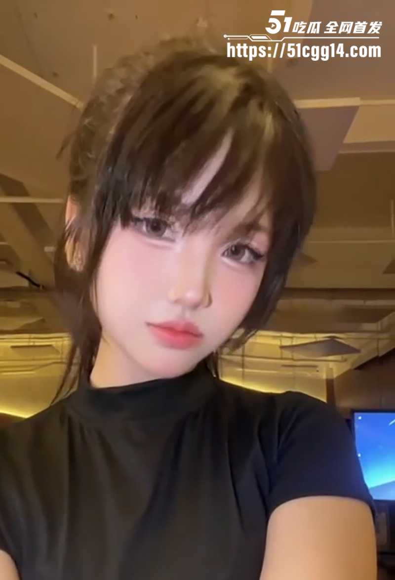 深圳巨乳艺术生巫思萱不雅视频曝光 1 拷贝 深圳巨乳艺术生巫思萱不雅视频曝光 1 拷贝
