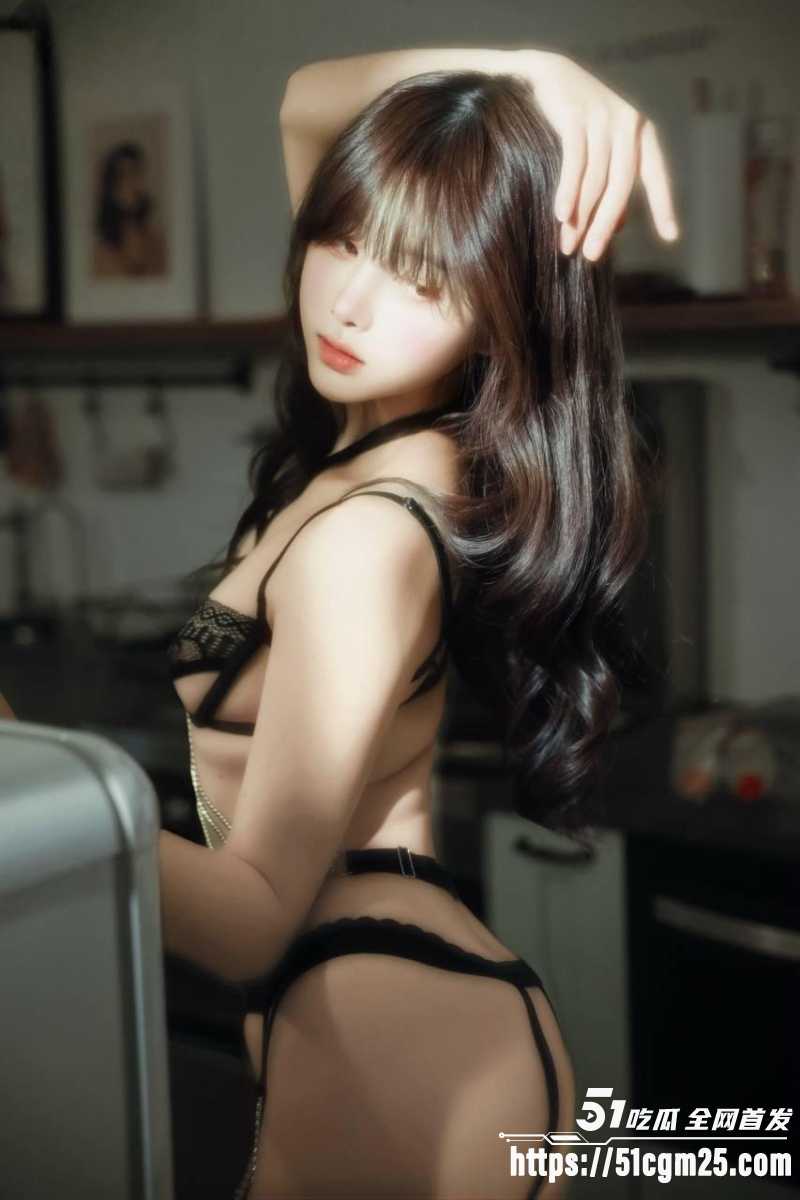 推特眼镜娘林菓  2