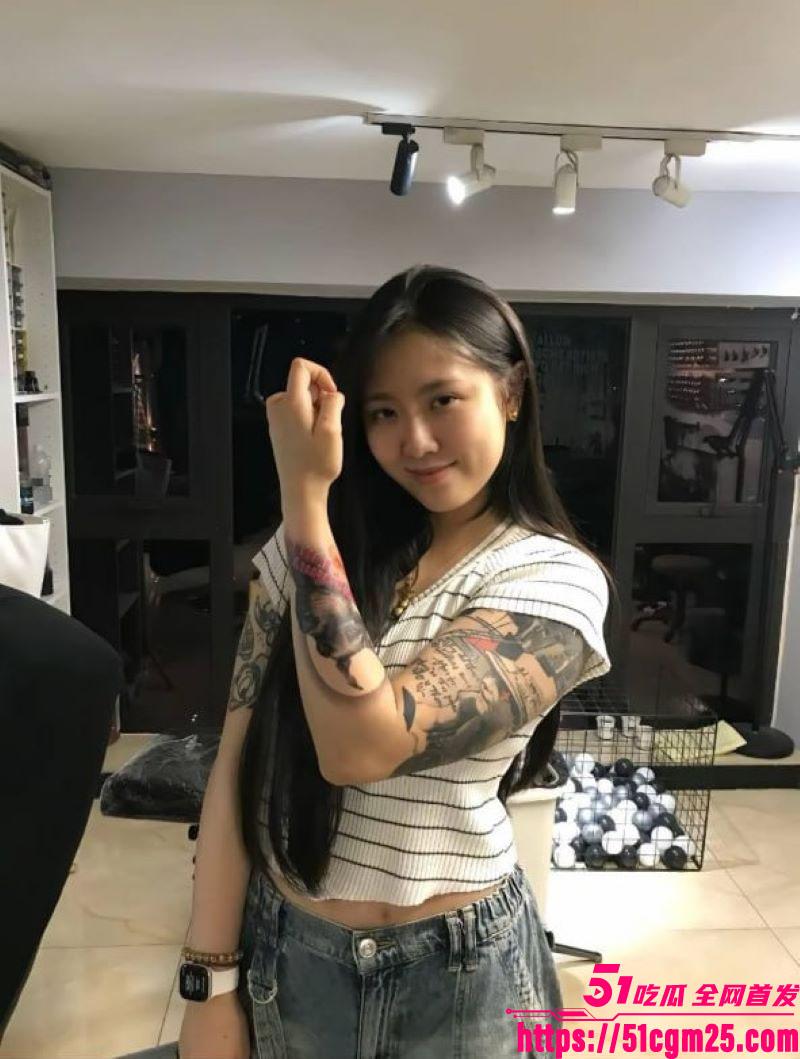 早年下海博主卯哥抖音卖逼模事件 5 早年下海博主卯哥抖音卖逼模事件 5