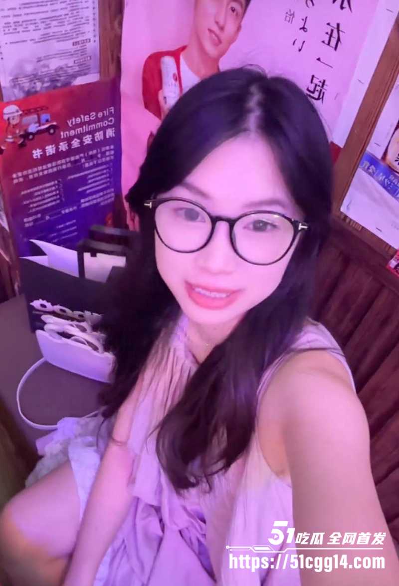 抖音20万粉丝穿搭博主牛排要全熟yyy不雅视频曝光2拷贝 抖音20万粉丝穿搭博主牛排要全熟yyy不雅视频曝光2拷贝