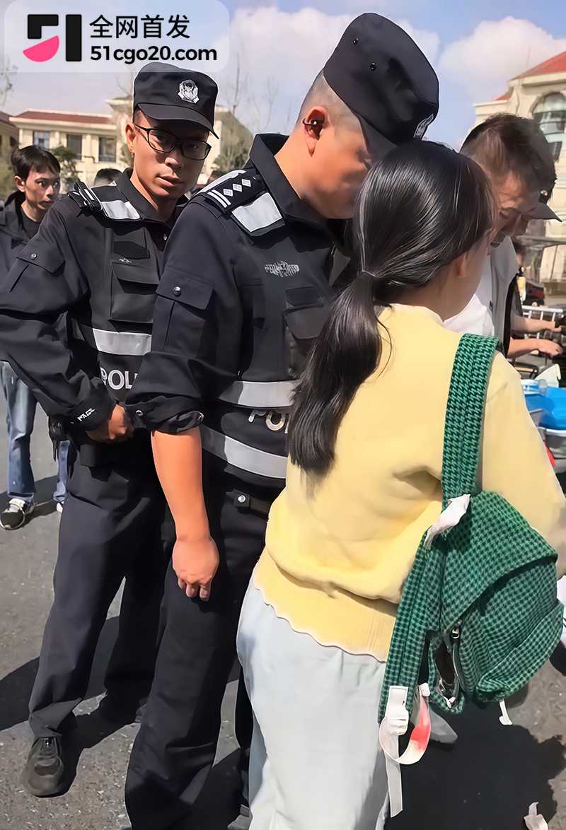 青白江小学门口吵架杀人 7 拷贝 青白江小学门口吵架杀人 7 拷贝