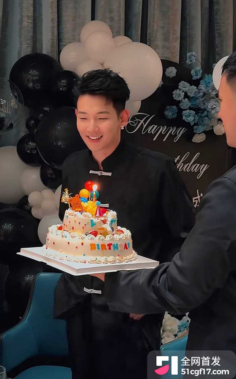 抖音千万网红 梅尼耶 新婚蜜月期撩妹操粉3 抖音千万网红 梅尼耶 新婚蜜月期撩妹操粉3