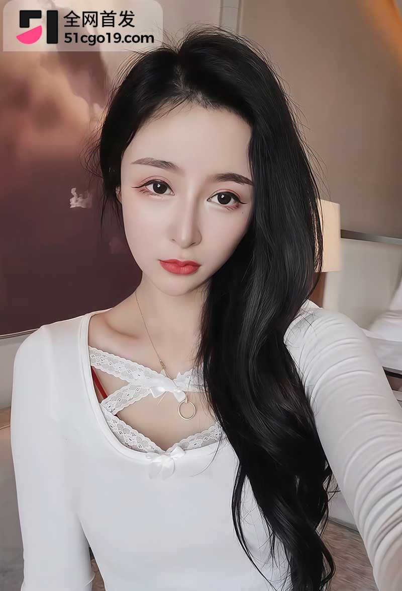 极品美女蔓cc露脸私拍露出 1 拷贝