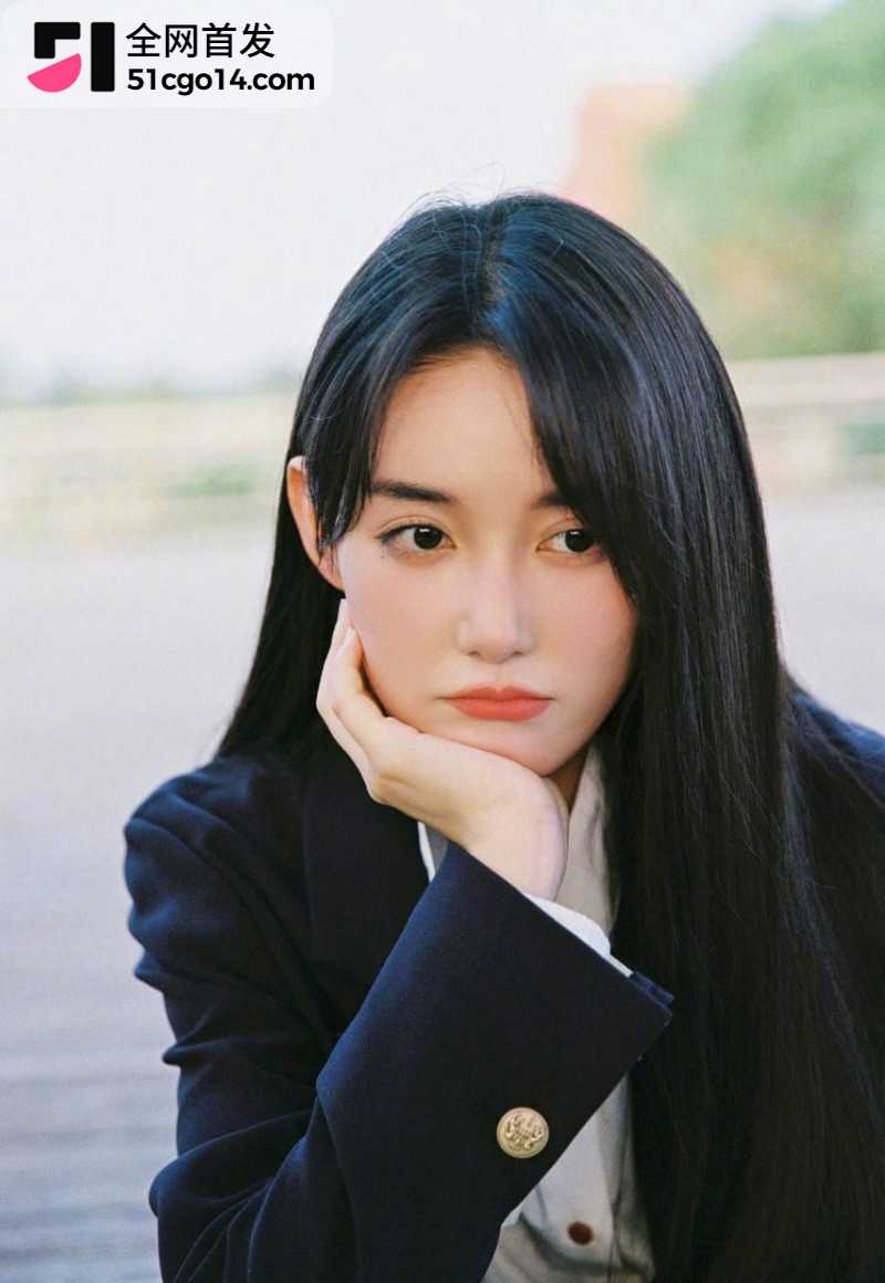 德云少班主 郭麒麟 与蒋依依恋情曝光 街头醉吻不雅视频流出 老郭有希望抱孙子 德云少班主 郭麒麟 与蒋依依恋情曝光 街头醉吻不雅视频流出 老郭有希望抱孙子