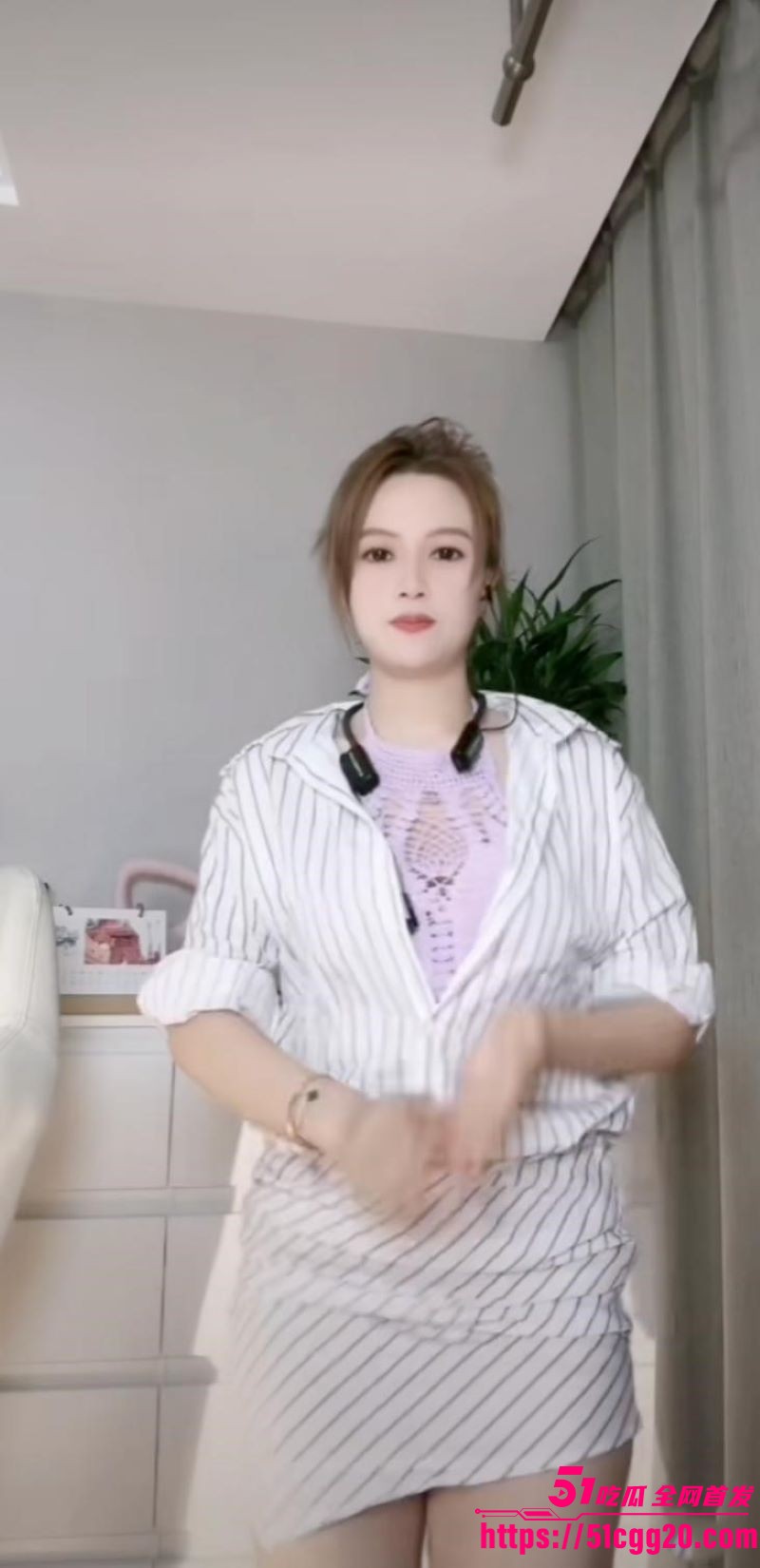抖音极品熟女小阿姨最新定制视频 2 抖音极品熟女小阿姨最新定制视频 2