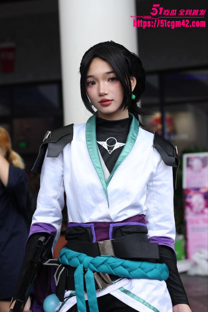 越南07年嫩妹 早期从事角色扮演工作 还兼职卖逼 1 越南07年嫩妹 早期从事角色扮演工作 还兼职卖逼 1