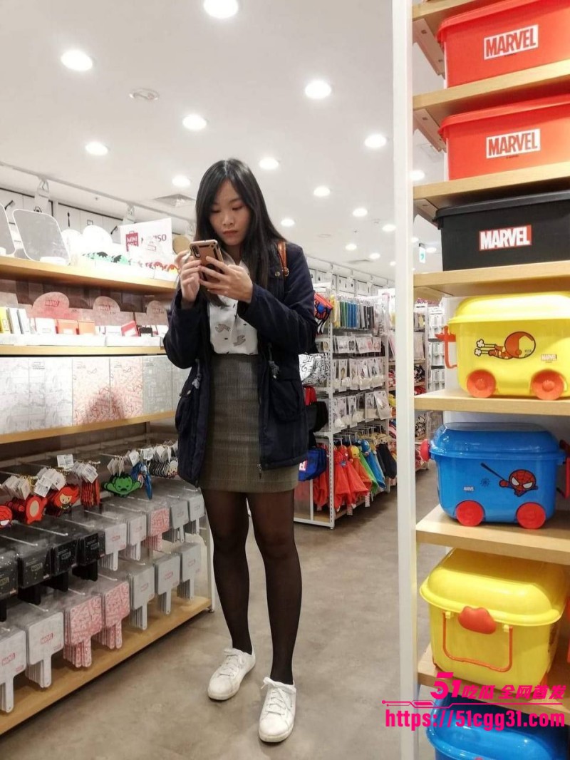 瓜友真实投稿 绿帽男友献出女友供兄弟玩弄 主动撅臀露穴爆操高潮呻吟不停 4 瓜友真实投稿 绿帽男友献出女友供兄弟玩弄 主动撅臀露穴爆操高潮呻吟不停 4