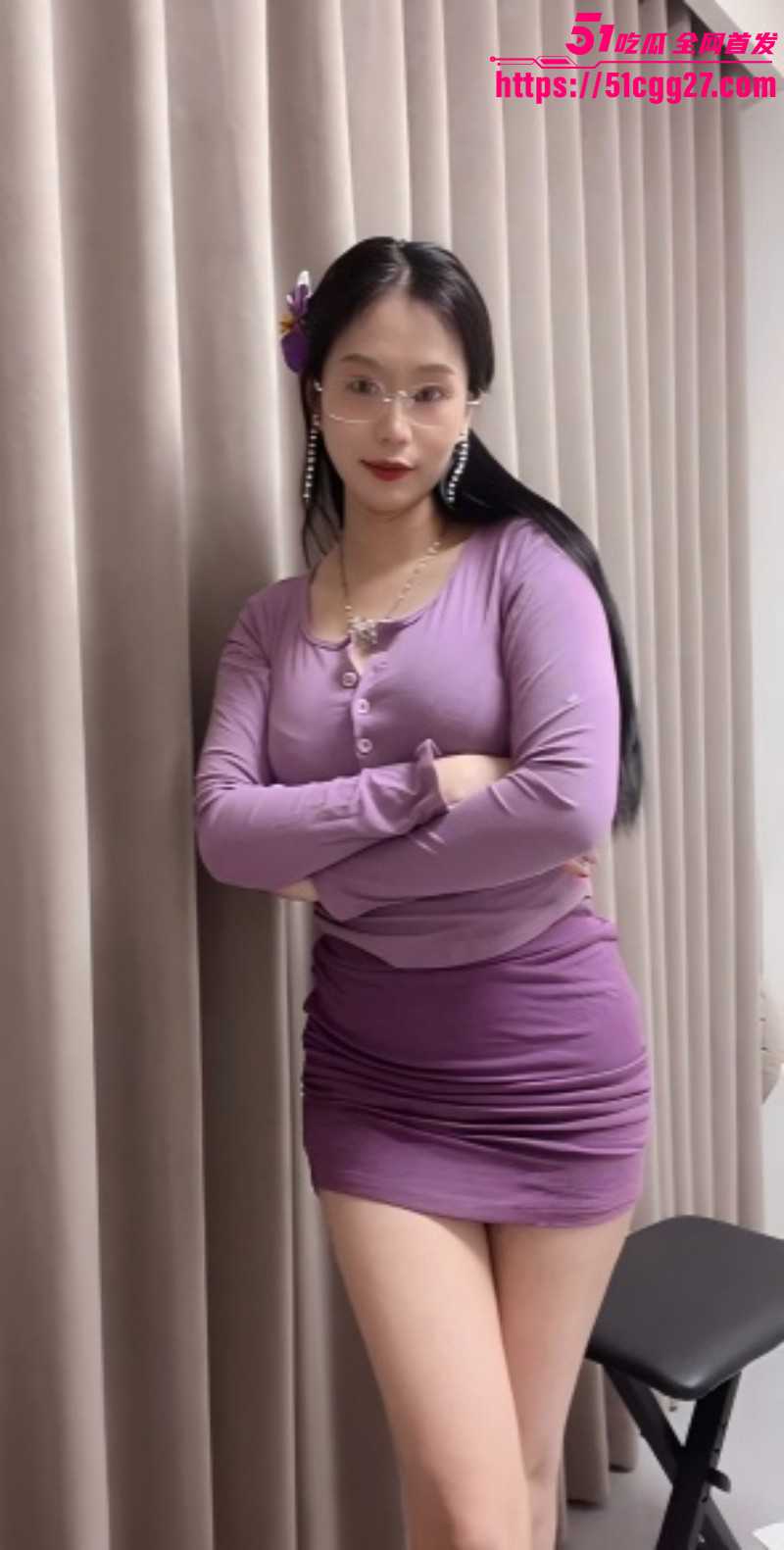 美腿女神宵夜定制自慰福利01 美腿女神宵夜定制自慰福利01