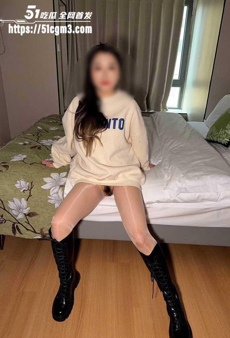 丝袜小淫妻私拍性爱视频曝光 1 拷贝 丝袜小淫妻私拍性爱视频曝光 1 拷贝