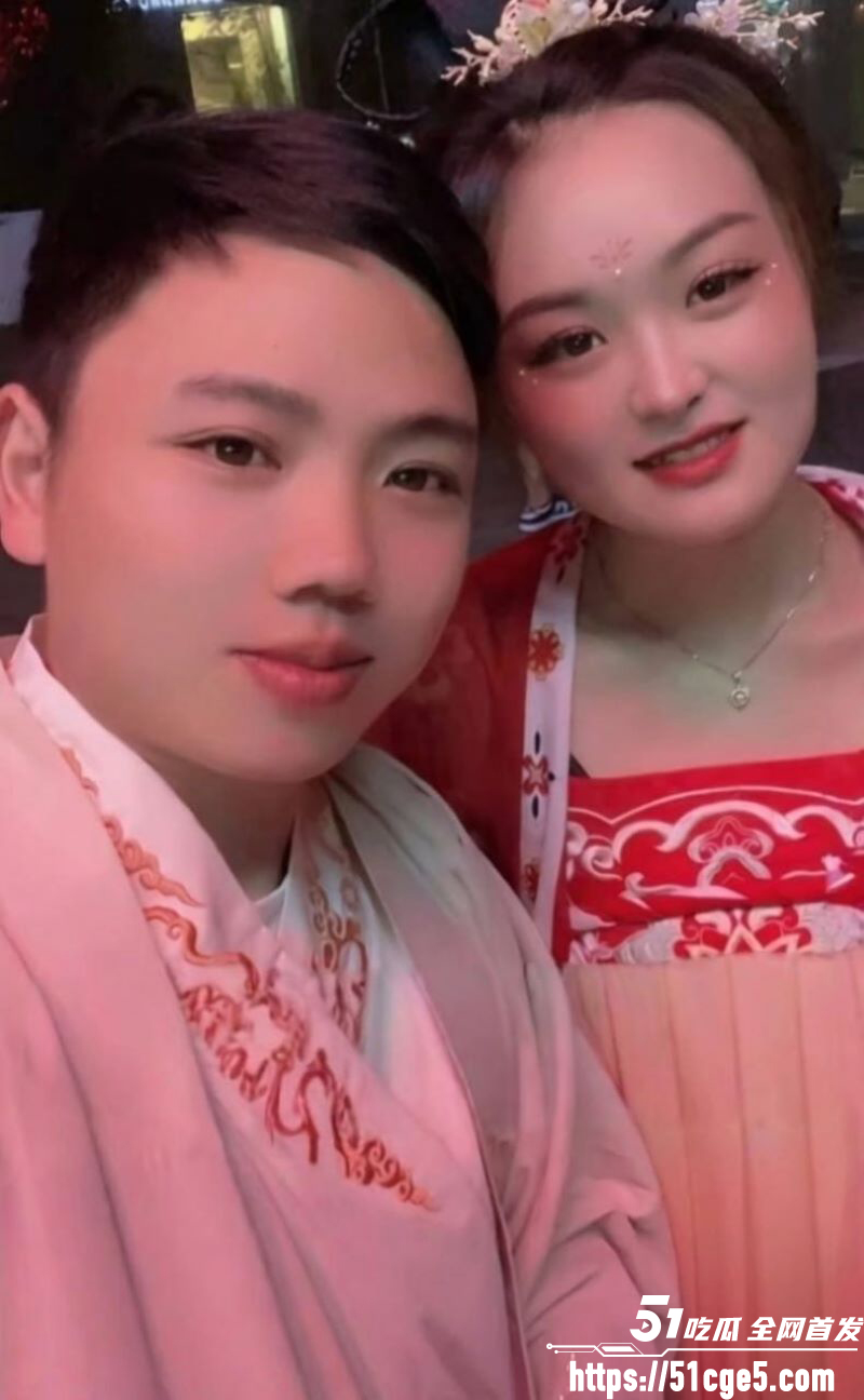 抖音百万网红胡一刀狂睡兄弟老婆新月 11 抖音百万网红胡一刀狂睡兄弟老婆新月 11