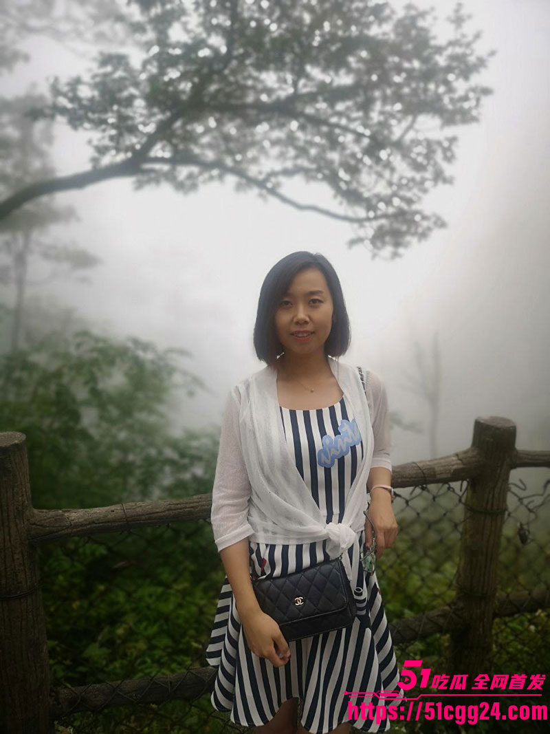 广东骚妻莉莉1 广东骚妻莉莉1