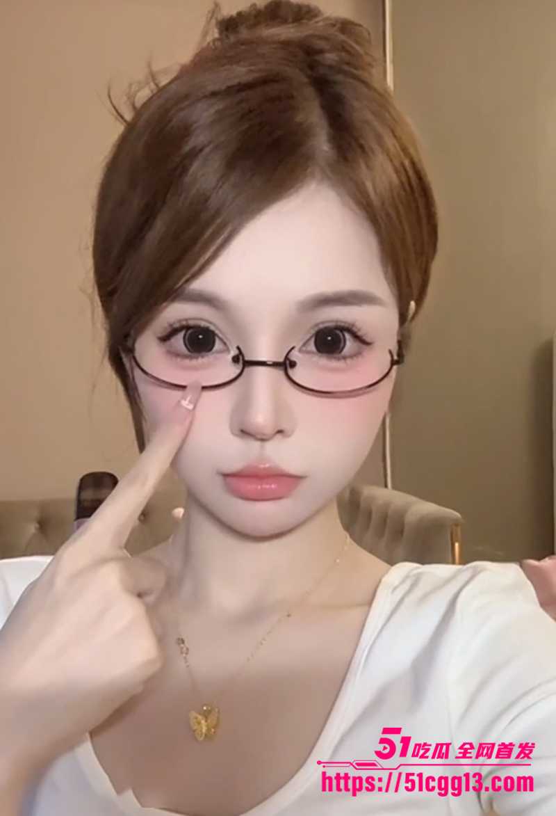 推特极品少女福利姬小笨蛋啊反差性爱视频流出7拷贝 推特极品少女福利姬小笨蛋啊反差性爱视频流出7拷贝