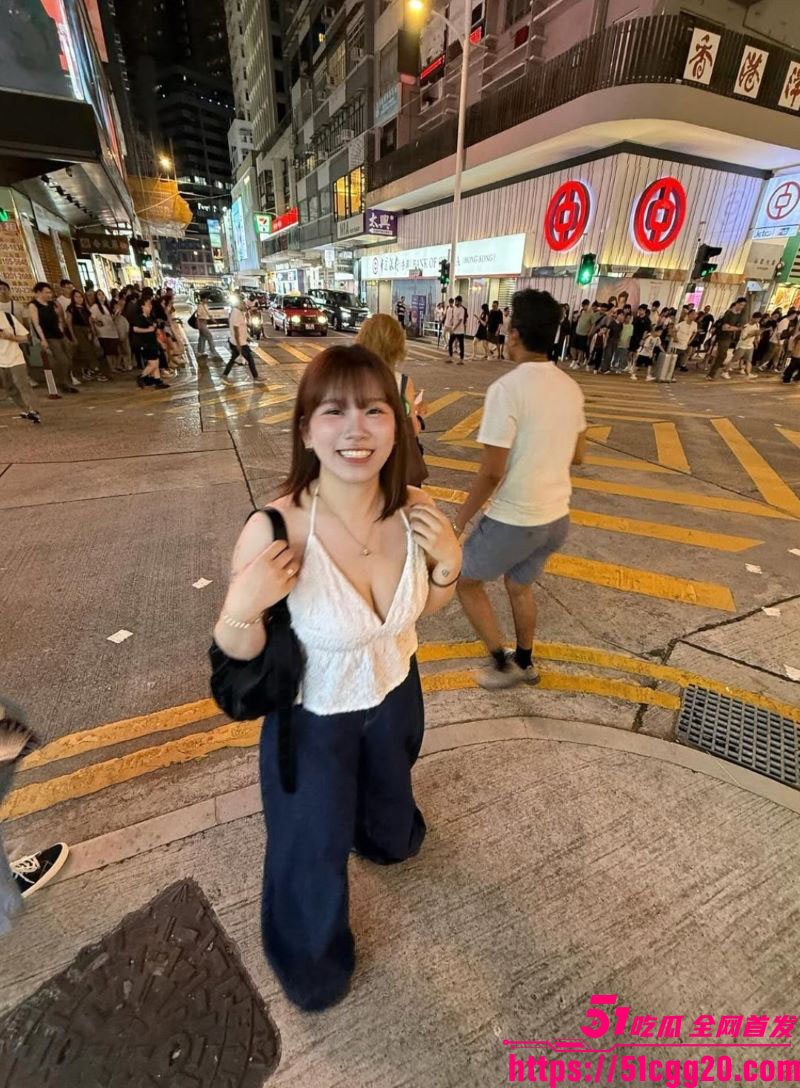 超美巨乳短发驻唱歌手性爱泄密 2 超美巨乳短发驻唱歌手性爱泄密 2