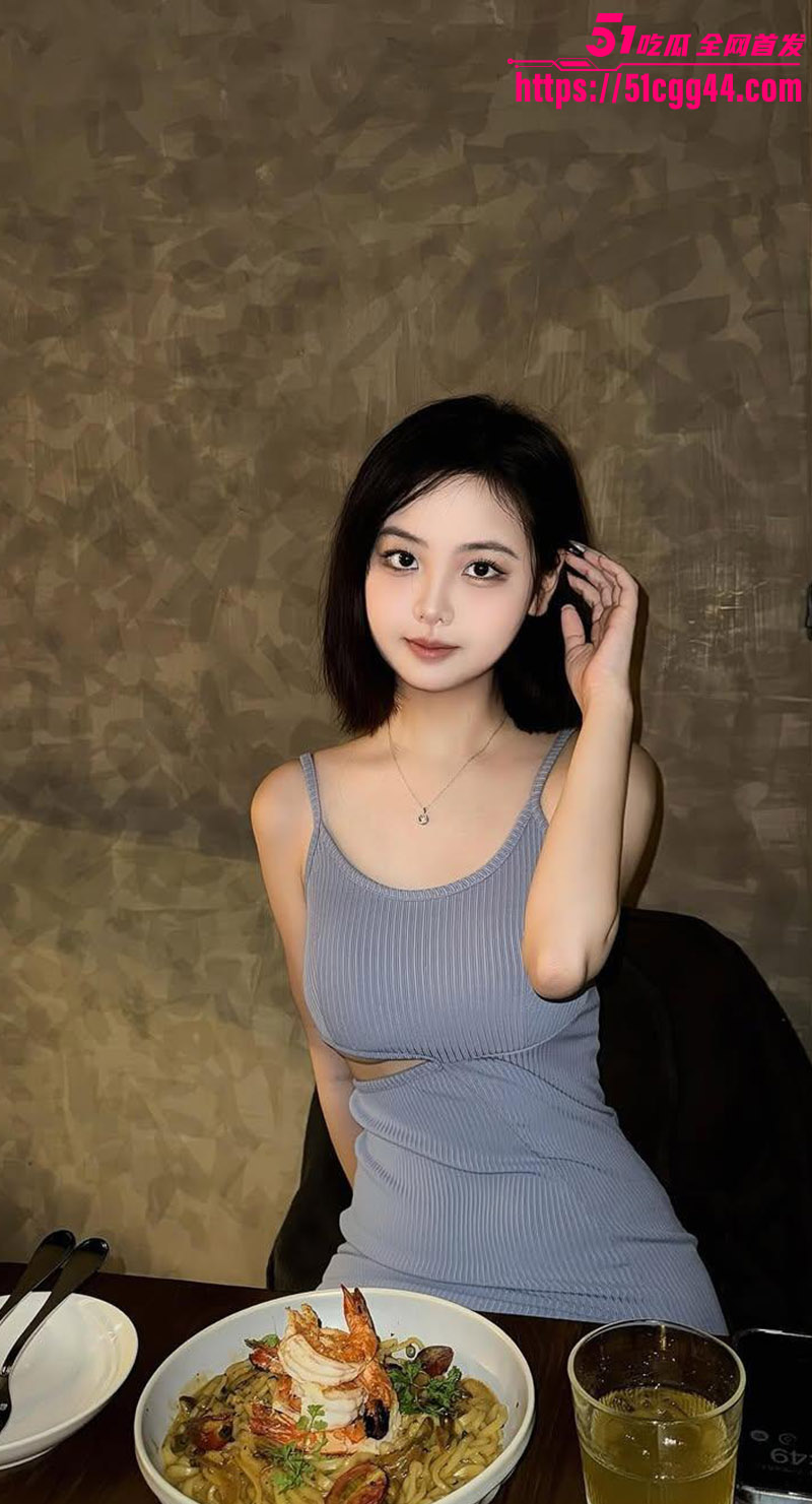 3 3
