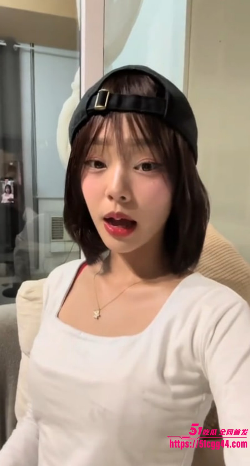 菲律宾精神小妹与男友性爱自拍流出 2 菲律宾精神小妹与男友性爱自拍流出 2