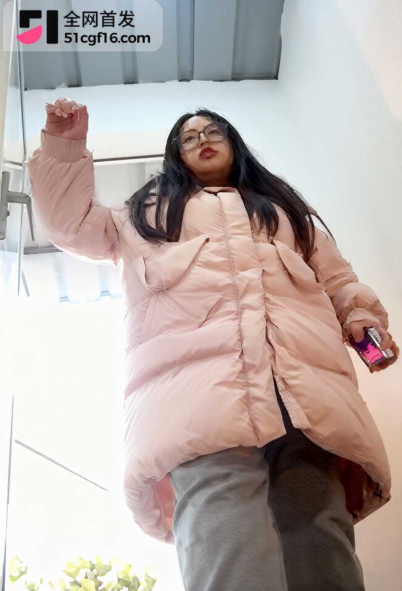 莉莉岛厕所偷拍 14期 7 拷贝
