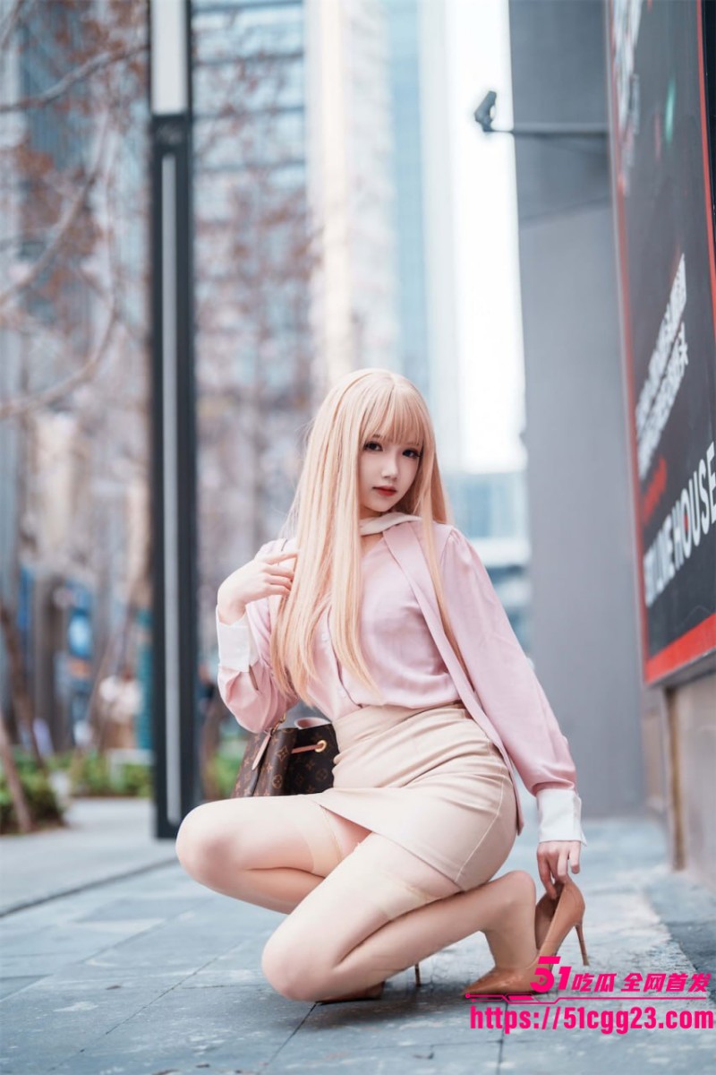 纯欲少女 雪晴Astra 金发职人OL写真视频流出 1 纯欲少女 雪晴Astra 金发职人OL写真视频流出 1
