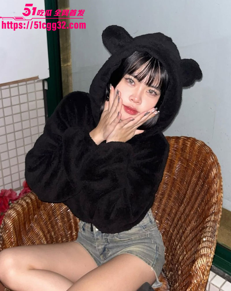 2 2